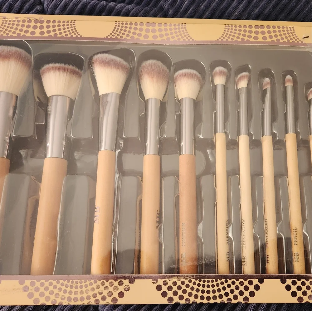 NEW MHB Professional Makeup Brush Set